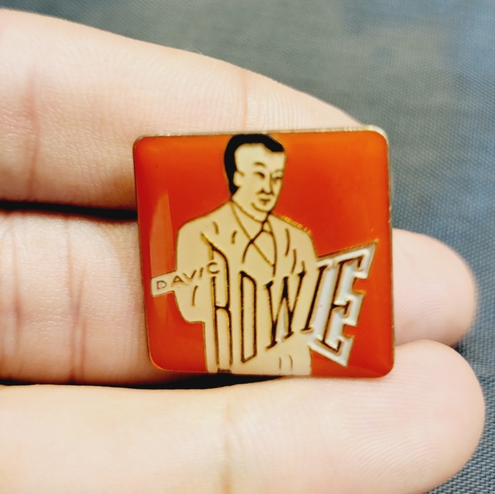 Vintage David Bowie Pin